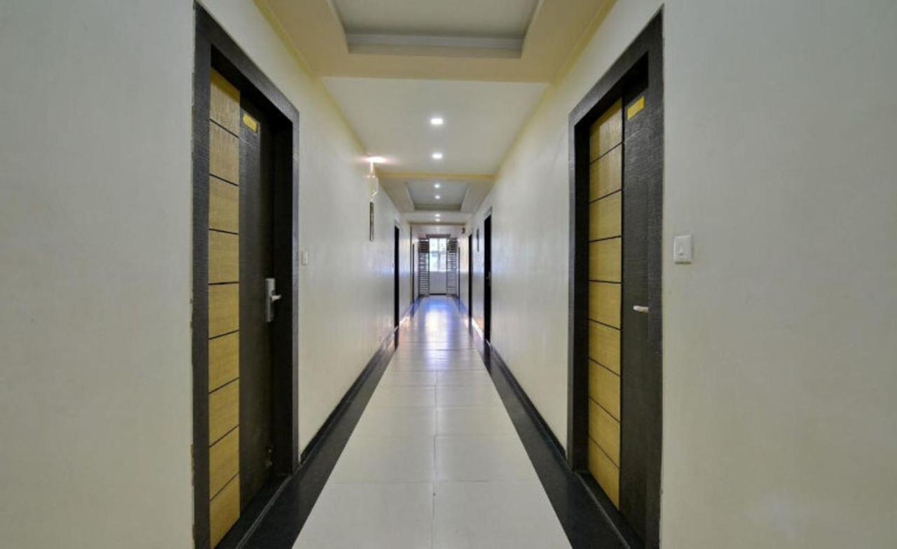 Hotel Samrat Jabalpur Zewnętrze zdjęcie